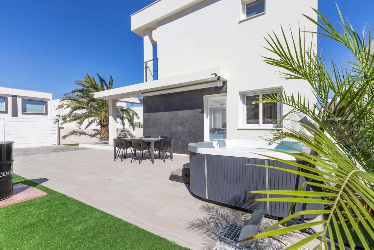 Casa Bos Dolpfin Wellness Luxury Entire Villa Pool & Jacuzzi Gran Alacant Near Beach Puerto Marino ภายนอก รูปภาพ